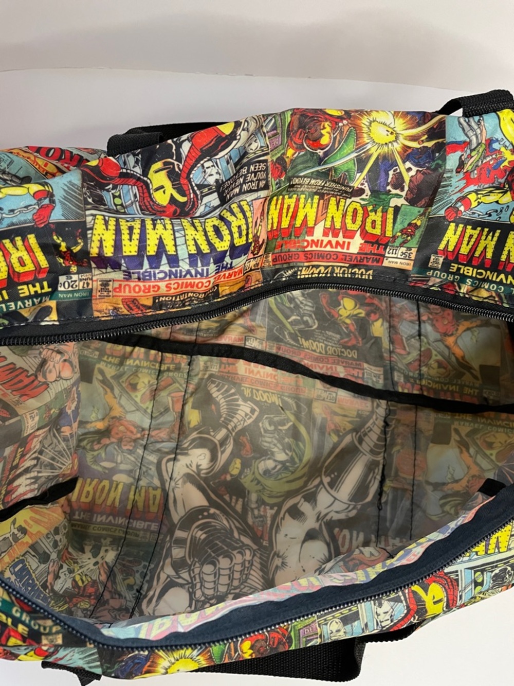 Vintage Marvel Iron Man Comic Print Duffel Bag- Black Strap - Picture 5 of 5